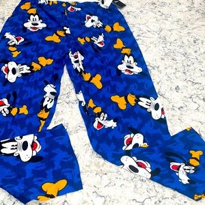 Goofy Disney men’s pajamas bottoms